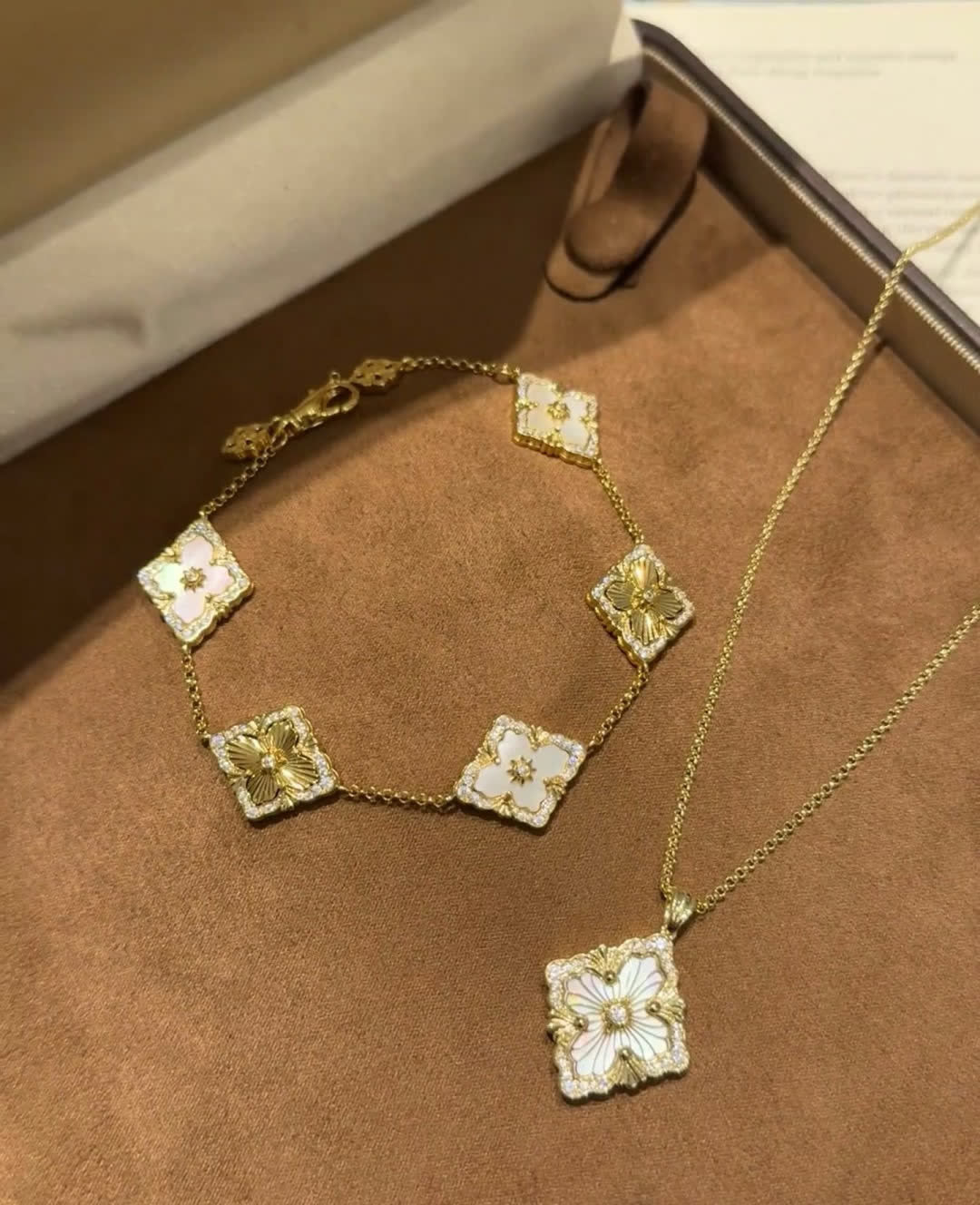 Van Cleef & Arpels Alhambra Gold and Enamel Bracelet